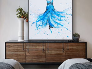 流動的韻律 藍色水彩美女舞蹈藝術在裝飾畫設計中的創意表達